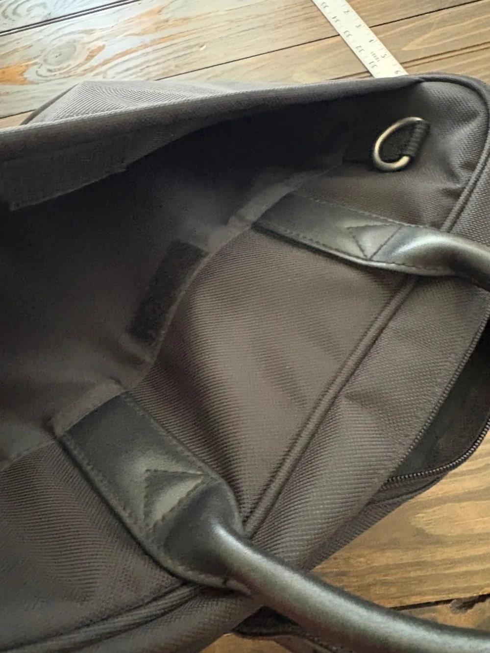 Sumdex 13 inch Black Laptop Crossbody Shoulder Removeable Strap Bag